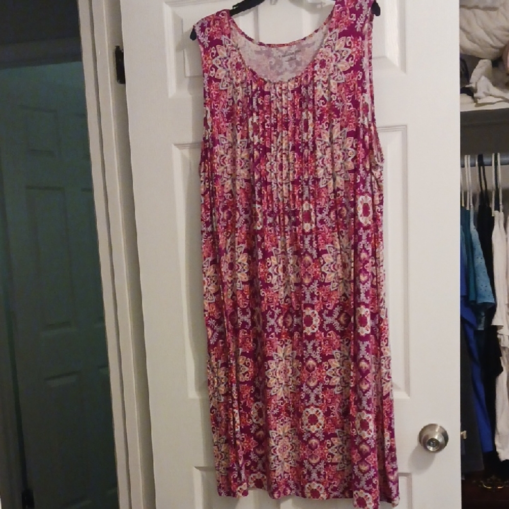 Floral Sleeveless Dress in Pink and White, Size 2X